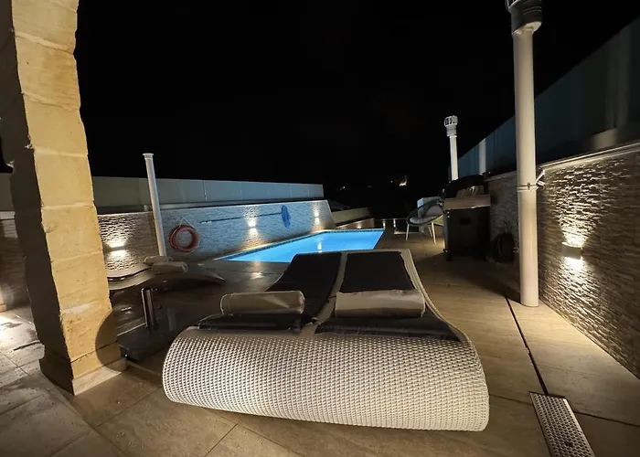 Lux Oakville - Private Pool - Bbq Area - Games - Valley Views