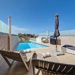 Lux Oakville - Private Pool - Bbq Area - Games - Valley Views *