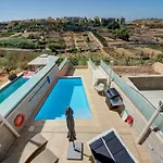 公寓 Lux Oakville - Private Pool - Bbq Area - Games - Valley Views 沙拉
