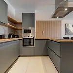 公寓 Lux Oakville - Private Pool - Bbq Area - Games - Valley Views 沙拉