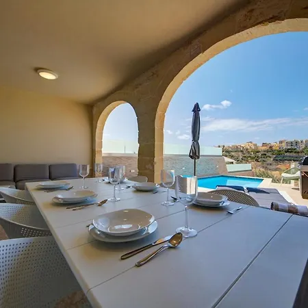 Lux Oakville - Private Pool - Bbq Area - Games - Valley Views *