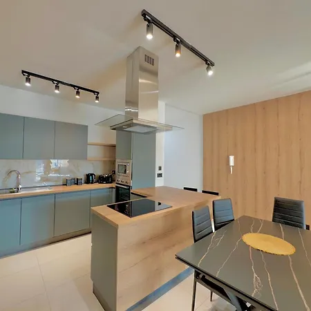 Lux Oakville - Private Pool - Bbq Area - Games - Valley Views Appartement