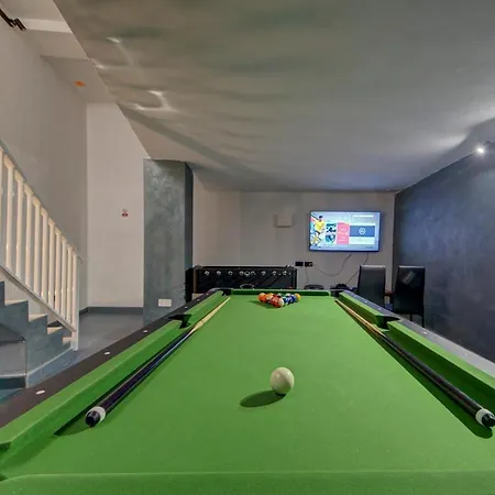 Lux Oakville - Private Pool - Bbq Area - Games - Valley Views