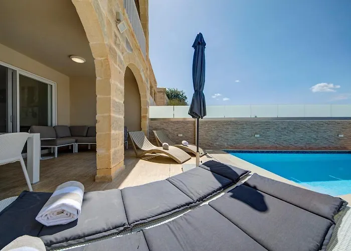 Lux Oakville - Private Pool - Bbq Area - Games - Valley Views Xagħra