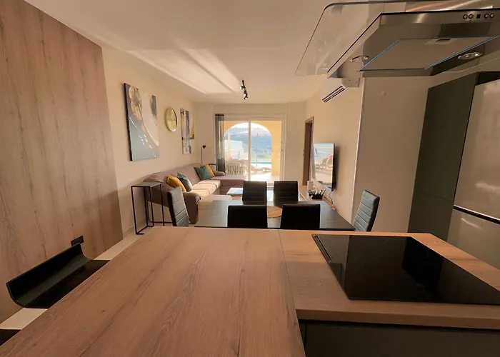 Lux Oakville - Private Pool - Bbq Area - Games - Valley Views Appartement *