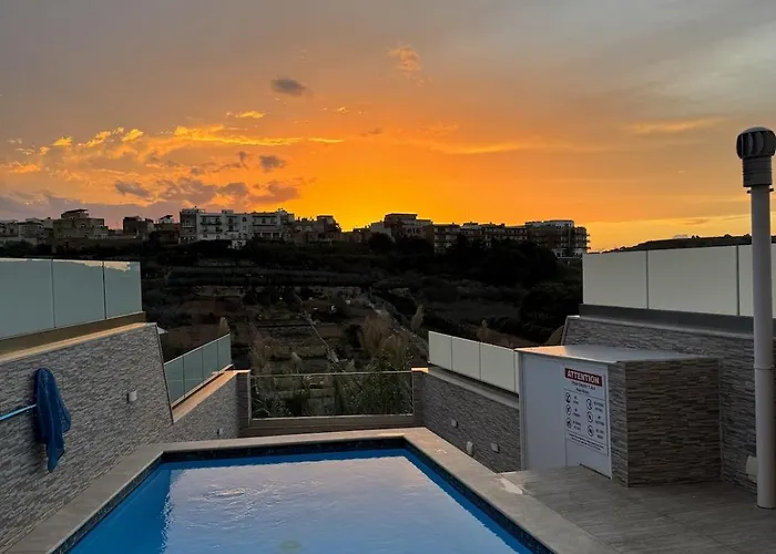 Lux Oakville - Private Pool - Bbq Area - Games - Valley Views *